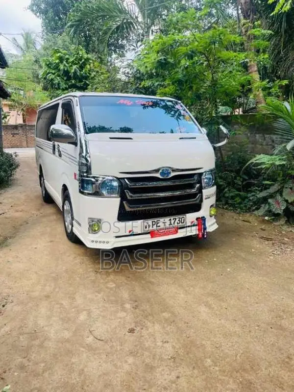 Toyota HIACE 2006 Van (Used)