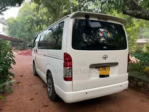 Toyota HIACE 2011 Van (Used)