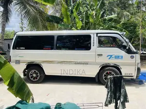 Nissan Caravan 1995 Van (Used)