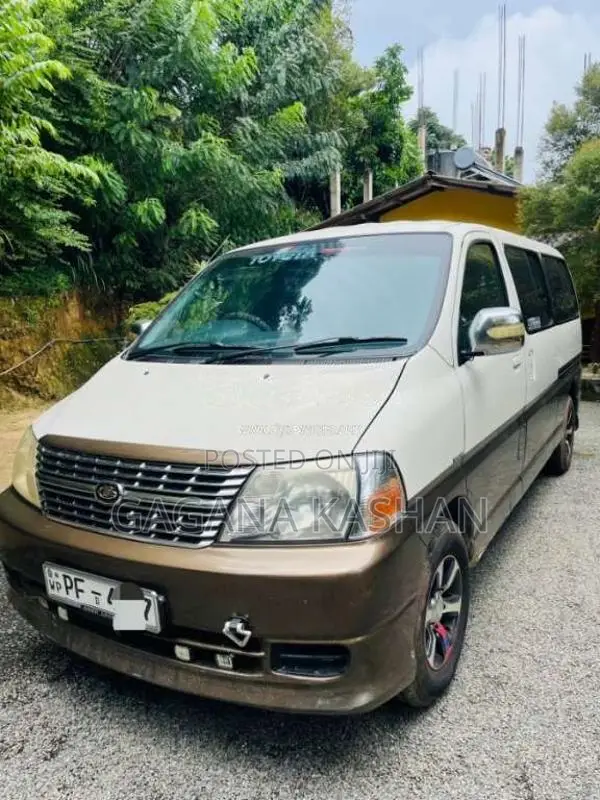 Toyota Grand Hiace 2006 Van (Used)