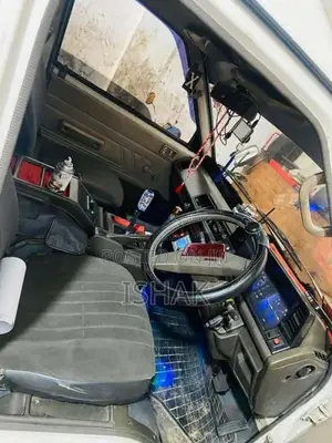 Nissan Vanette 1989 Van (Used)