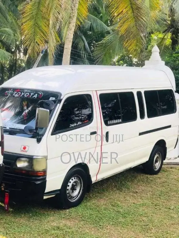 Toyota Dolphin 125 5l 1997 Van (Used)