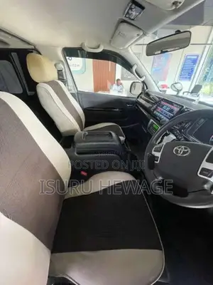 Toyota HIACE 2016 Van (Used)