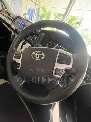 Toyota HIACE 2016 Van (Used)