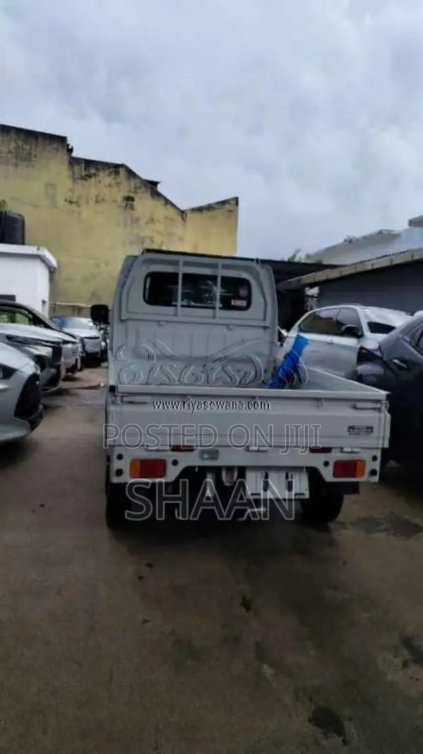 Suzuki Carry KX 2025 Lorry Unregistered (Recondition)