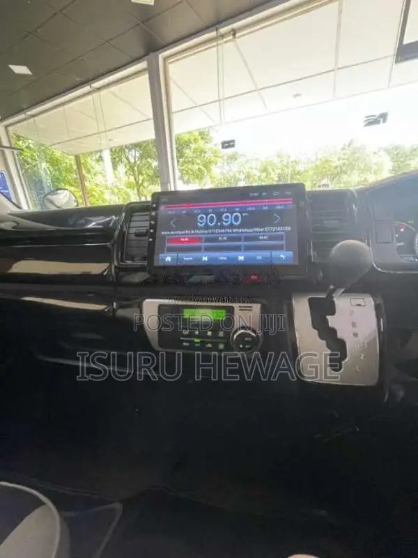 Toyota HIACE 2016 Van (Used)