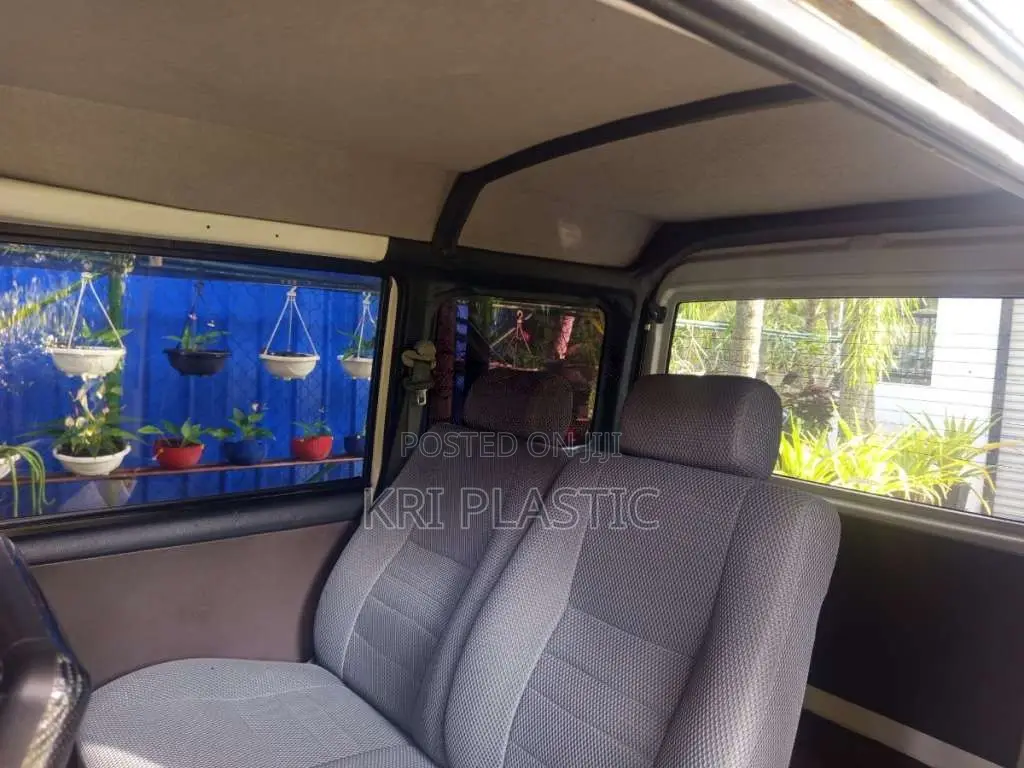 Nissan Clipper 2015 Van (Used)