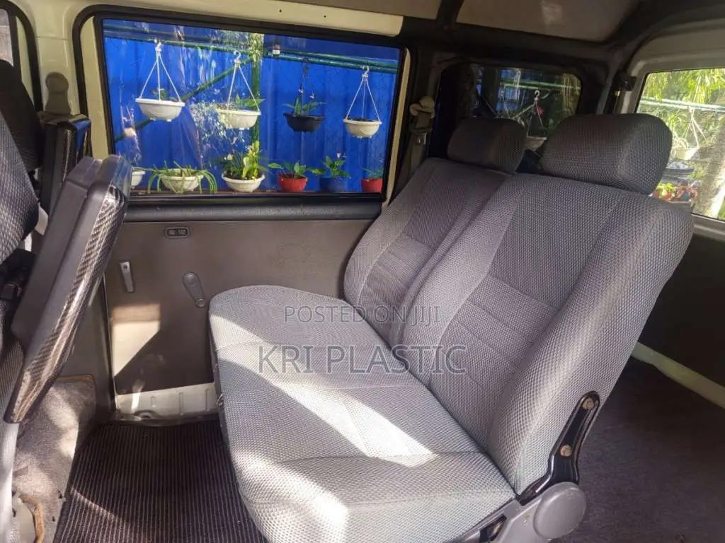 Nissan Clipper 2015 Van (Used)