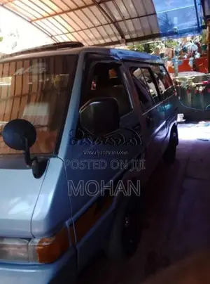 Nissan Largo 1989 Van (Used)