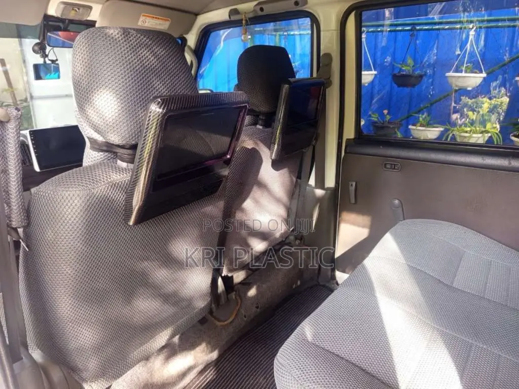 Nissan Clipper 2015 Van (Used)