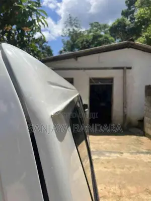 Mazda Brawny 1999 Van (Used)