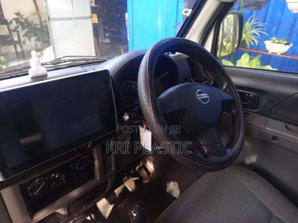 Nissan Clipper 2015 Van (Used)