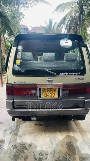 Nissan Caravan 1996 Van (Used)
