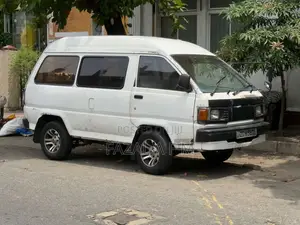 Toyota LiteAce 1986 Van (Used)