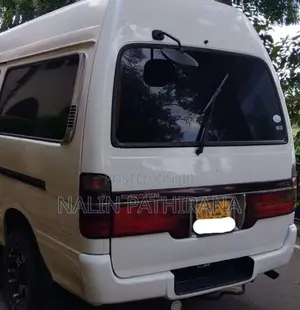 Toyota HIACE 1999 Van (Used)