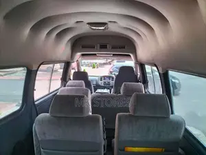 Nissan Caravan 2015 Van (Used)