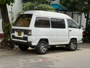 Toyota LiteAce 1986 Van (Used)