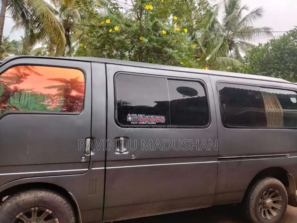 Isuzu Fargo 1993 Van (Used)