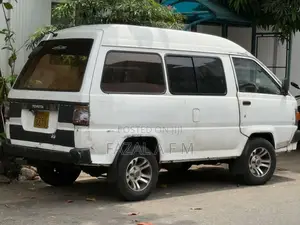 Toyota LiteAce 1986 Van (Used)