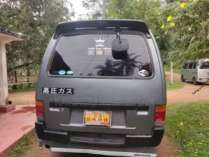 Isuzu Fargo 1993 Van (Used)
