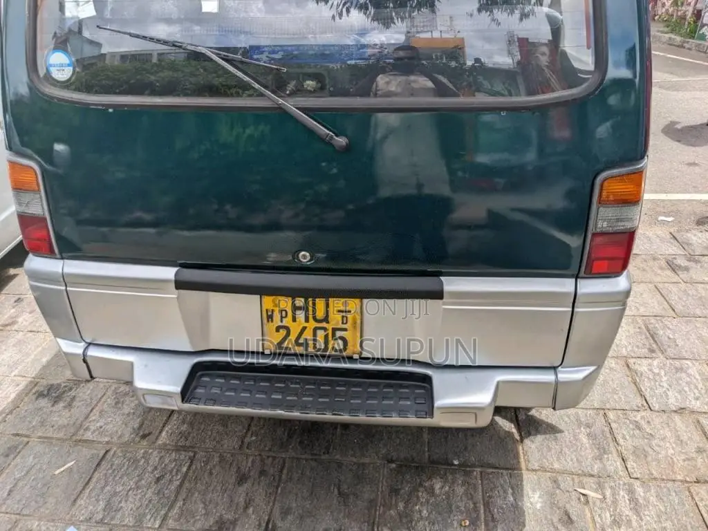 Mitsubishi Po7 2000 Van (Used)