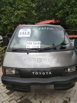 Toyota CR27 1989 Van (Used)