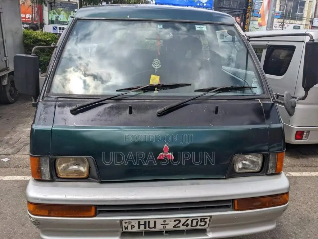 Mitsubishi Po7 2000 Van (Used)