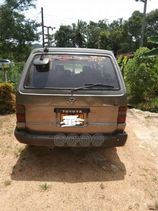 Toyota CR27 1989 Van (Used)