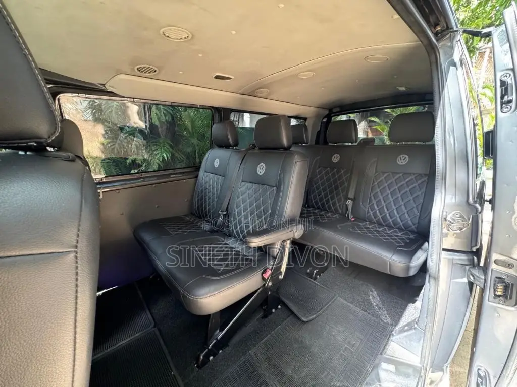 Volkswagen Transporter 2014 Van (Used)