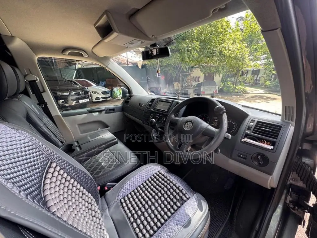 Volkswagen Transporter 2014 Van (Used)