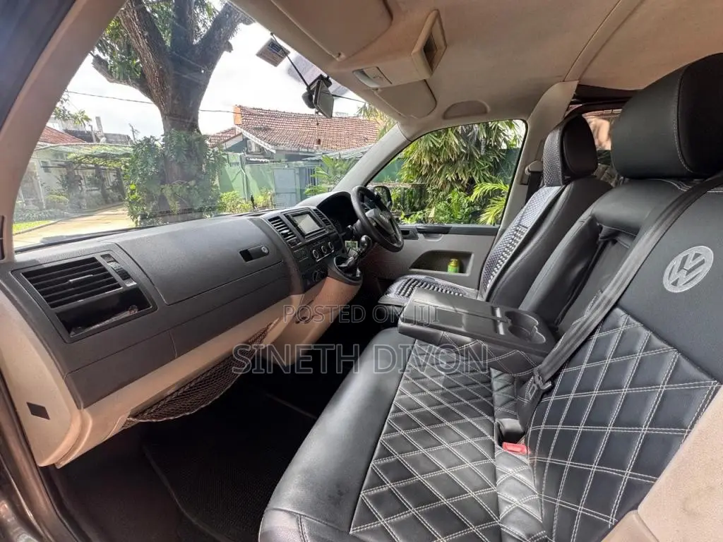 Volkswagen Transporter 2014 Van (Used)