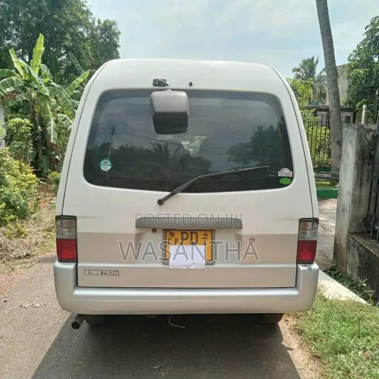 Mazda Bongo 2007 Van (Used)