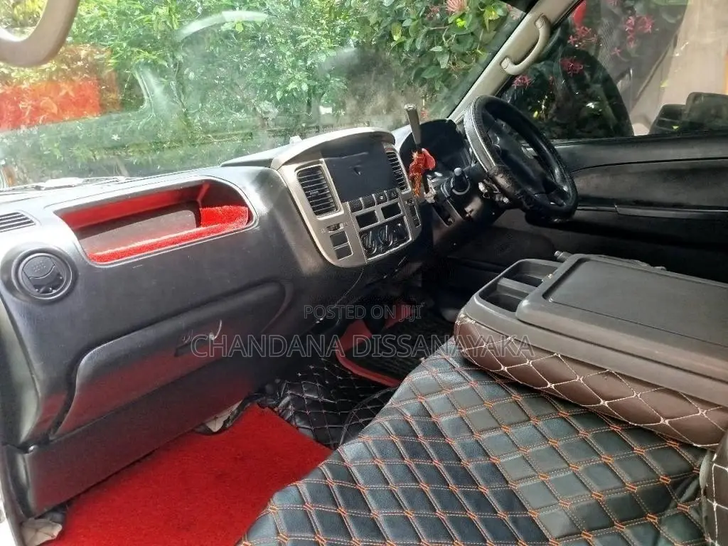 Nissan Caravan E25 2007 Van (Used)