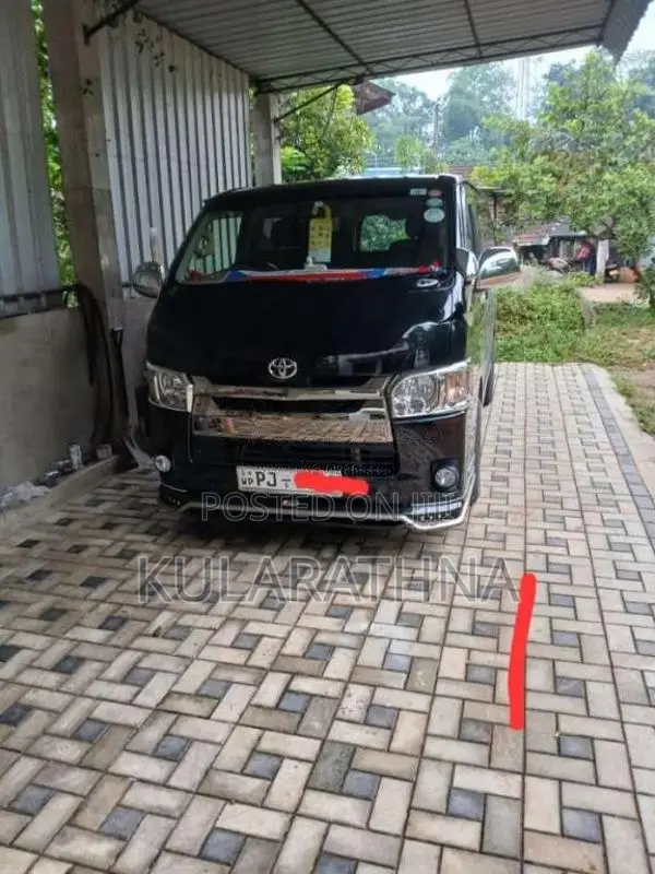 Toyota Kdh Super GL 2018 Van (Used)