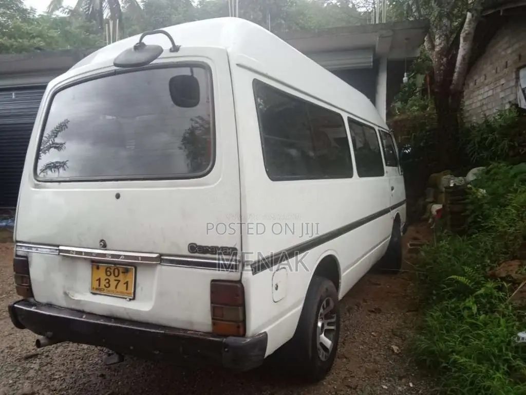 Nissan Vrg 1981 Van (Used)