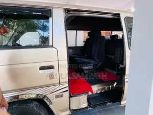 Nissan Caravan 1994 Van (Used)