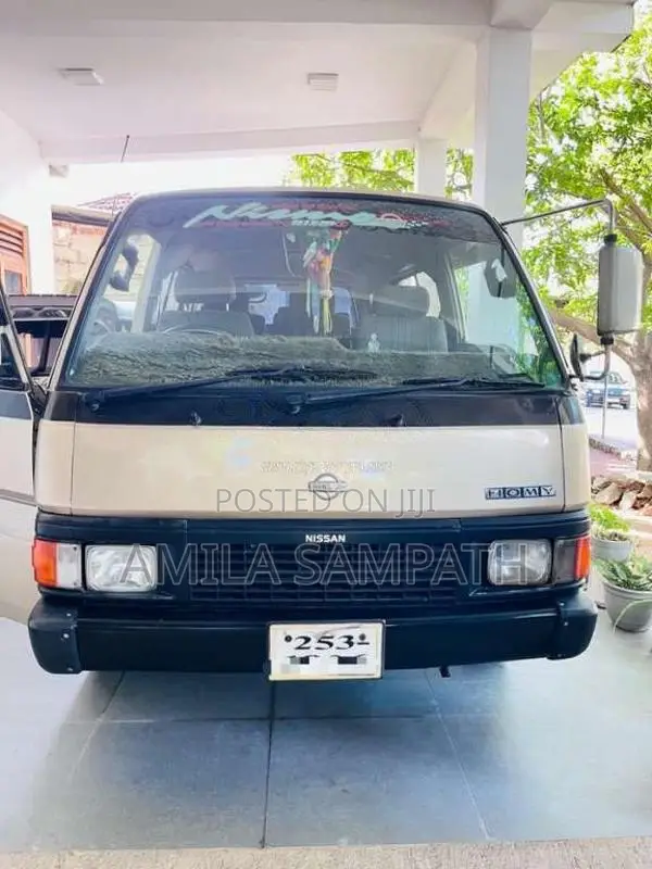 Nissan Caravan 1994 Van (Used)