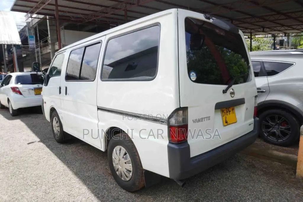 Nissan Vanette 2010 Van (Used)
