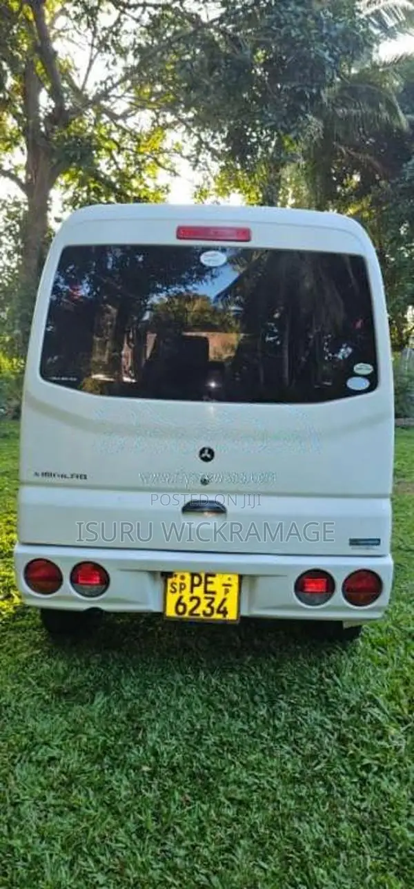 Mitsubishi MiniCab 2006 Van (Used)