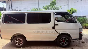 Toyota HIACE 1999 Van (Used)