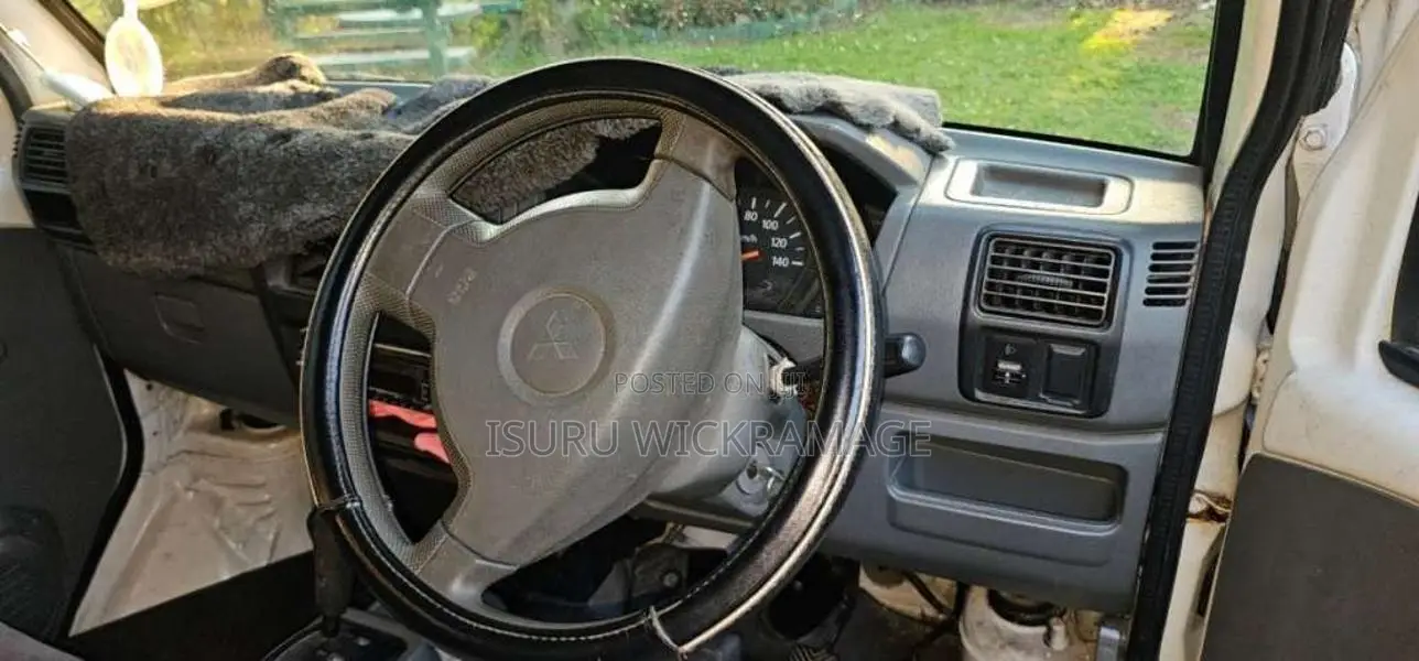 Mitsubishi MiniCab 2006 Van (Used)