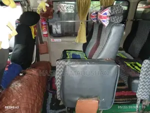 Nissan E27 1990 Van (Used)
