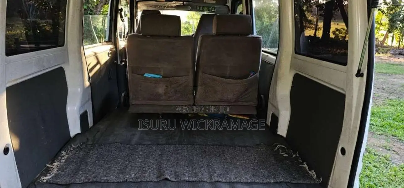 Mitsubishi MiniCab 2006 Van (Used)