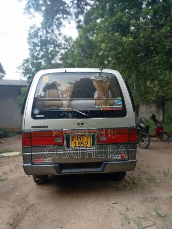 Nissan Caravan 1999 Van (Used)