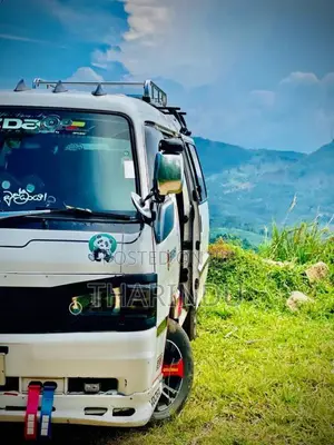 Mazda Brawny 1997 Van (Used)