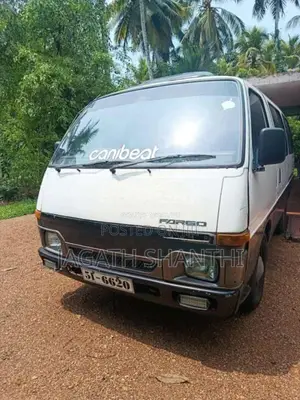 Isuzu Fargo 1985 Van (Used)