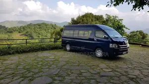 Toyota KDH 2015 Van (Used)