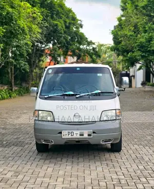 Nissan Vanette 2012 Van (Used)