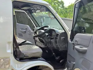 Nissan Vanette 2012 Van (Used)