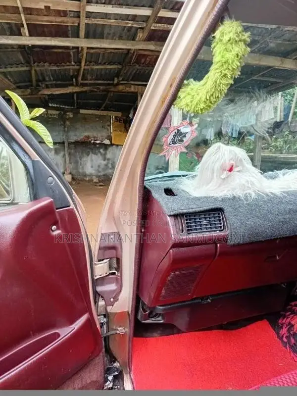 Toyota HIACE 1990 Van (Used)